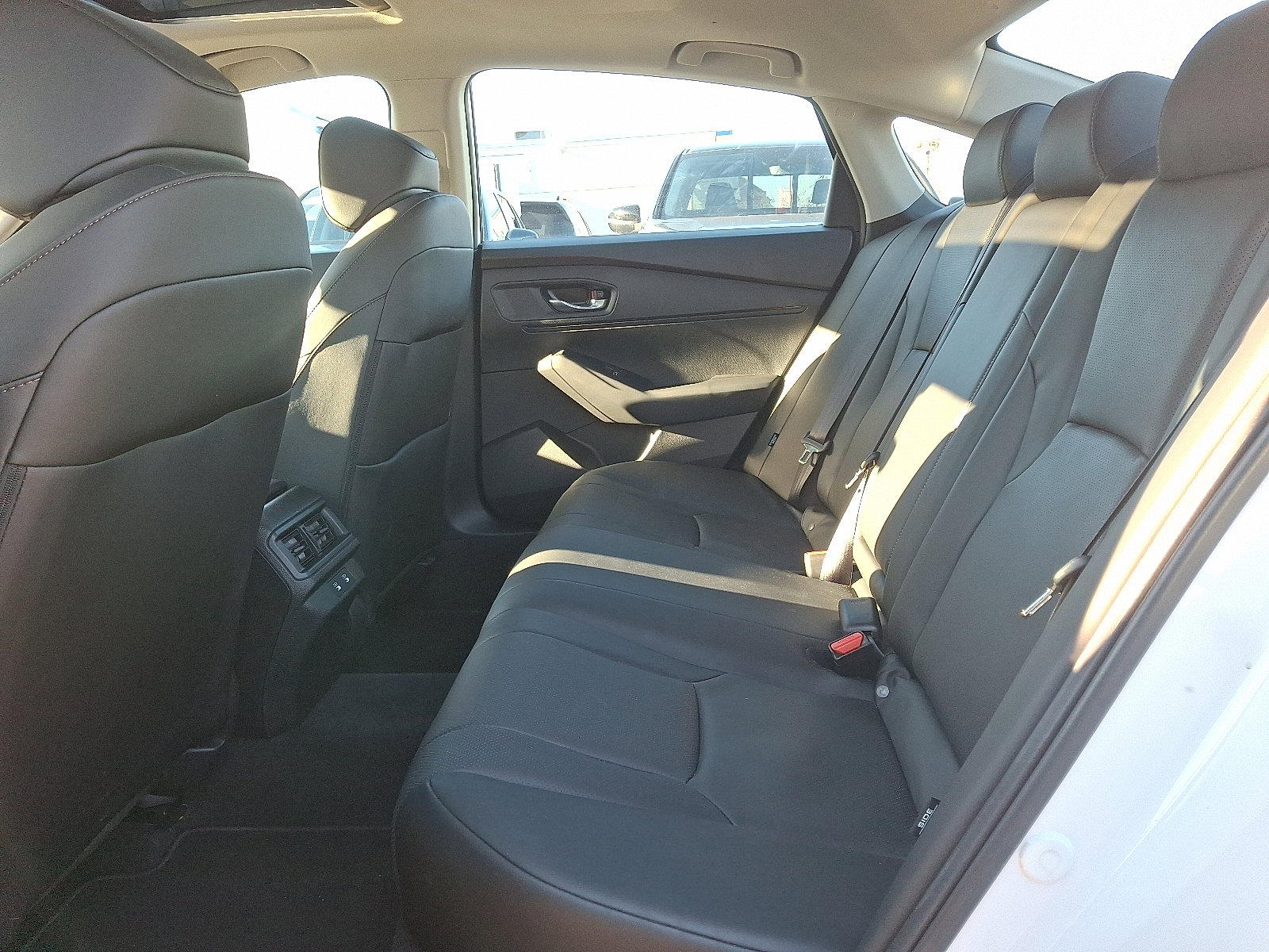 Used 2025 Honda Accord EX-L image 13