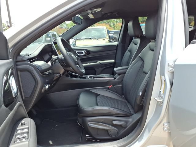 New 2026 Jeep Compass Latitude AWD/4WD image 12
