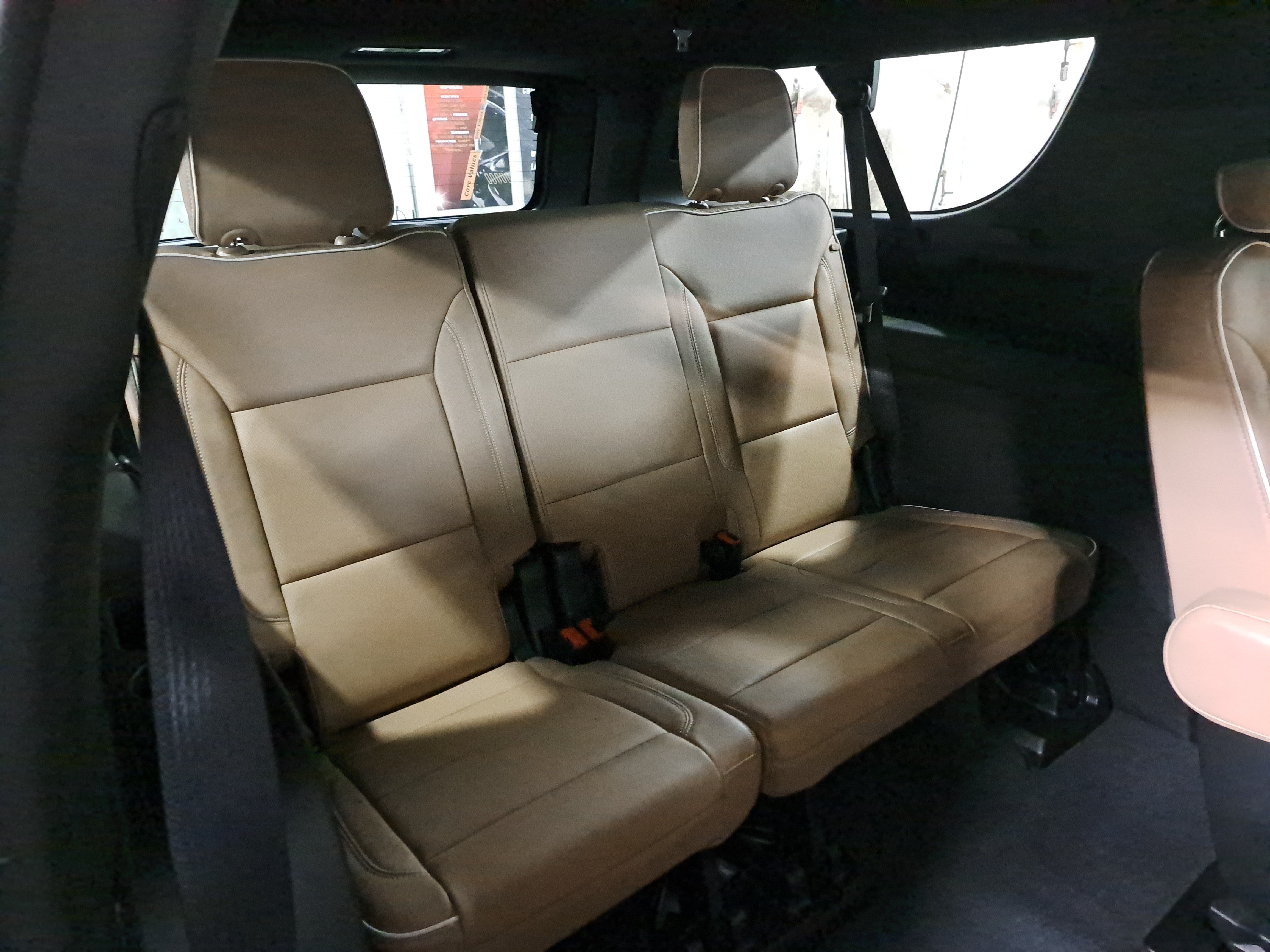 Used 2024 Chevrolet Suburban Premier AWD/4WD image 13