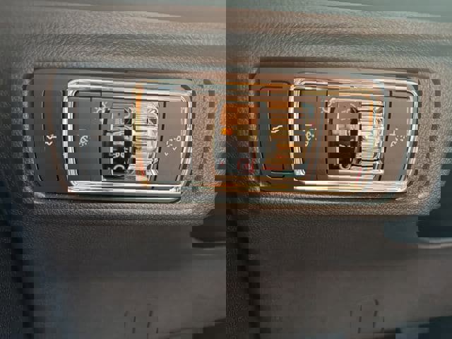 Used 2024 Lincoln Corsair Reserve FWD image 35