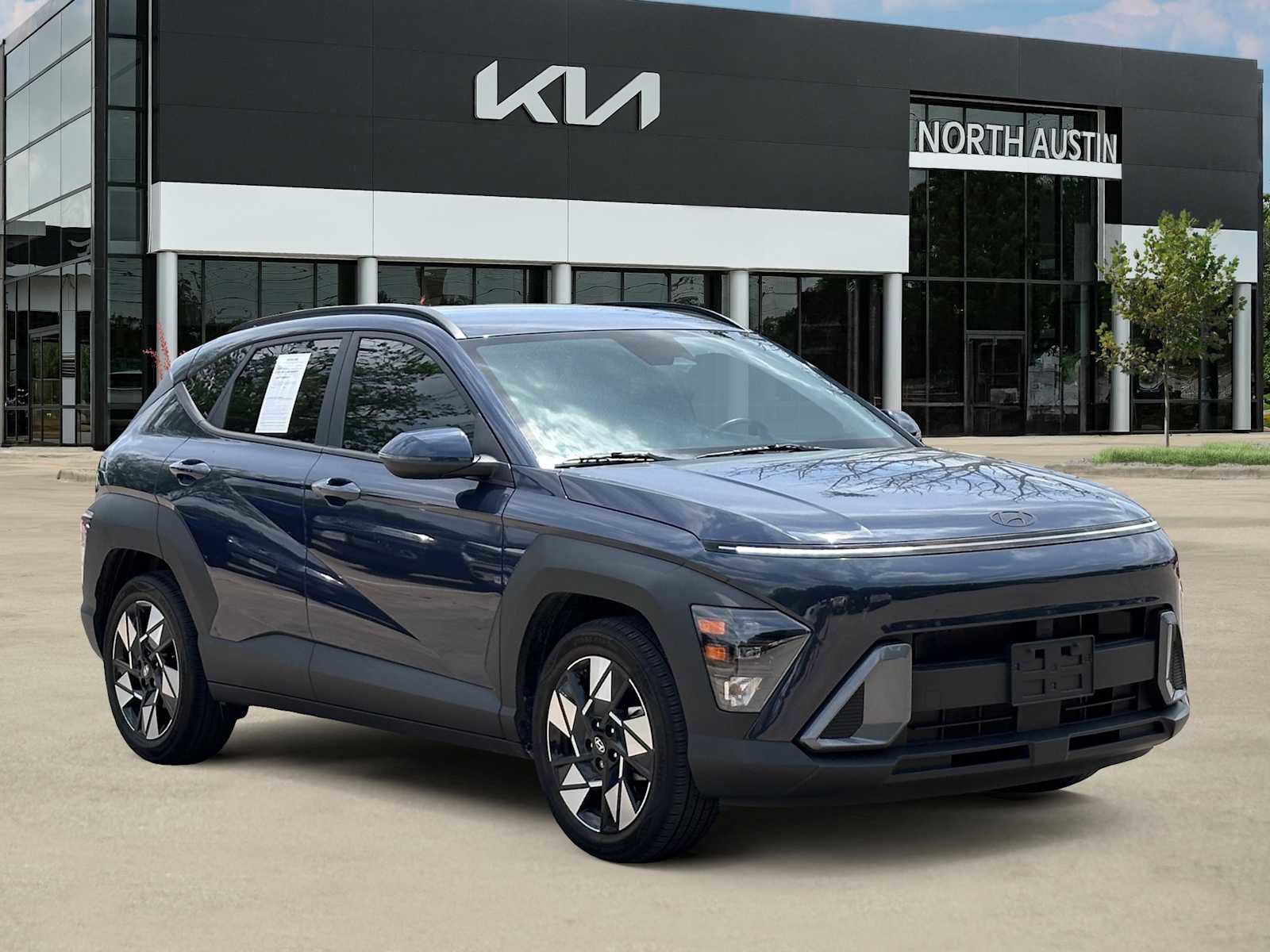 Used 2024 Hyundai Kona SEL FWD image 7
