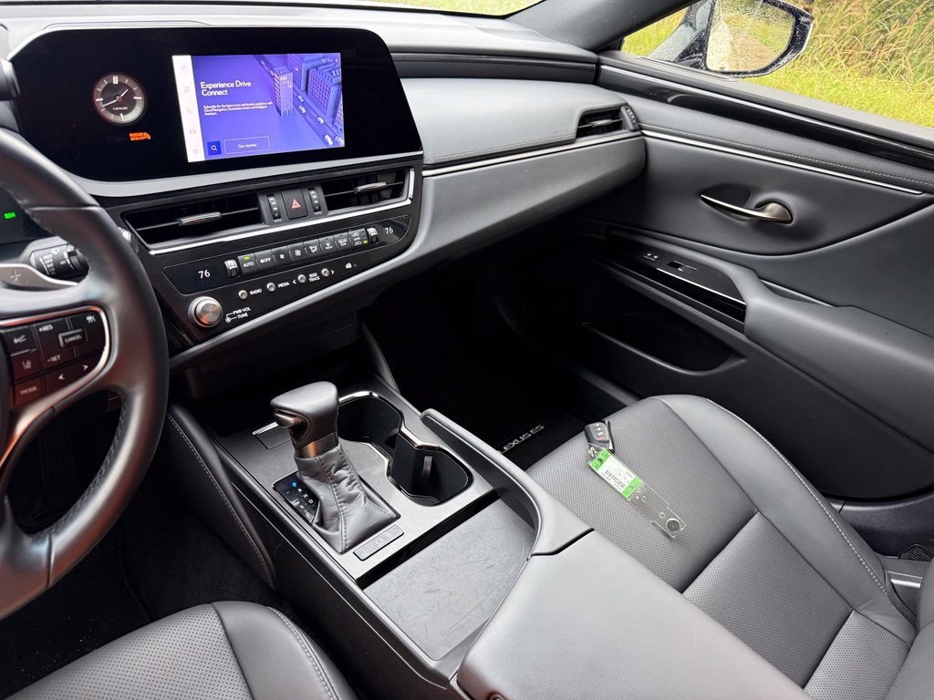 Certified 2025 Lexus ES 350 w/ Accessory Package (Z1) FWD image 31