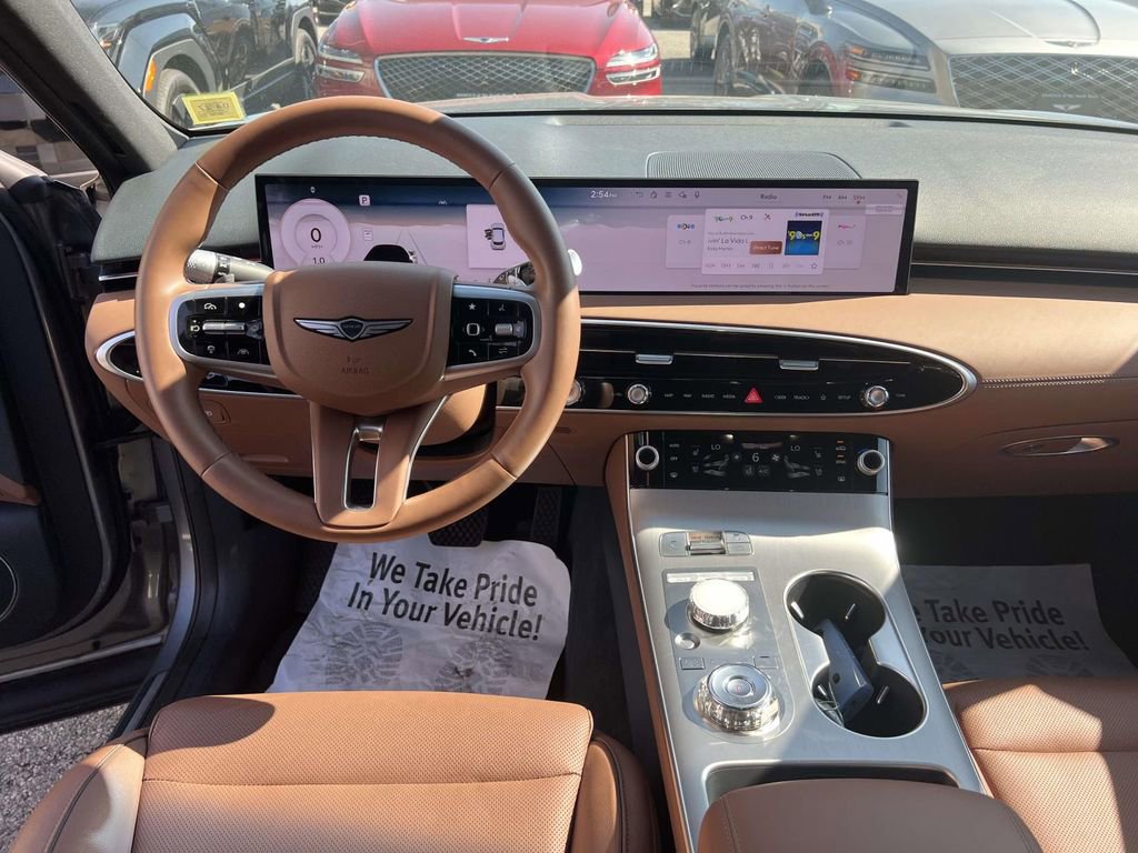 Certified 2026 Genesis GV70 2.5T Advanced AWD/4WD image 12