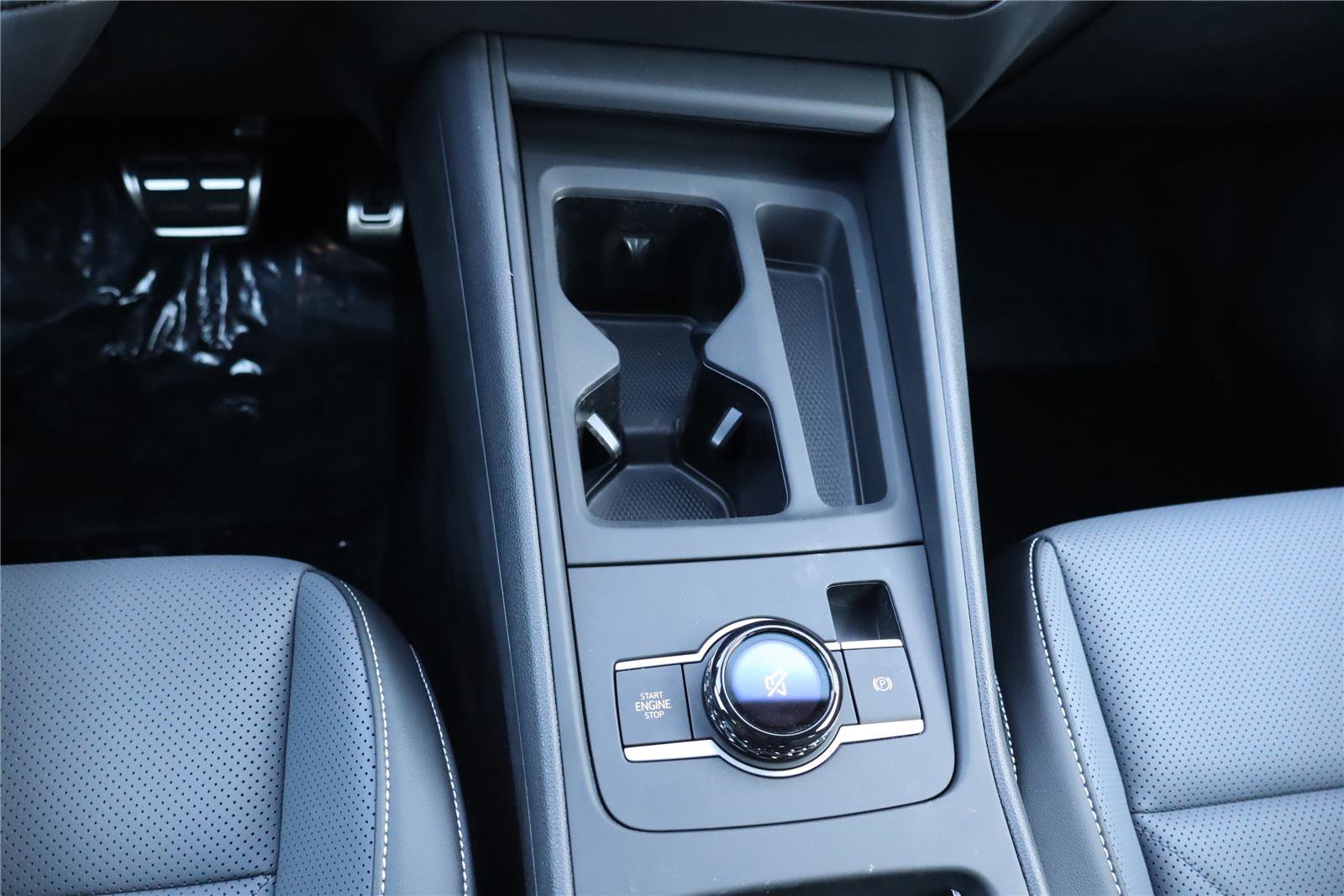 New 2026 Volkswagen Tiguan SE R-Line AWD/4WD image 19