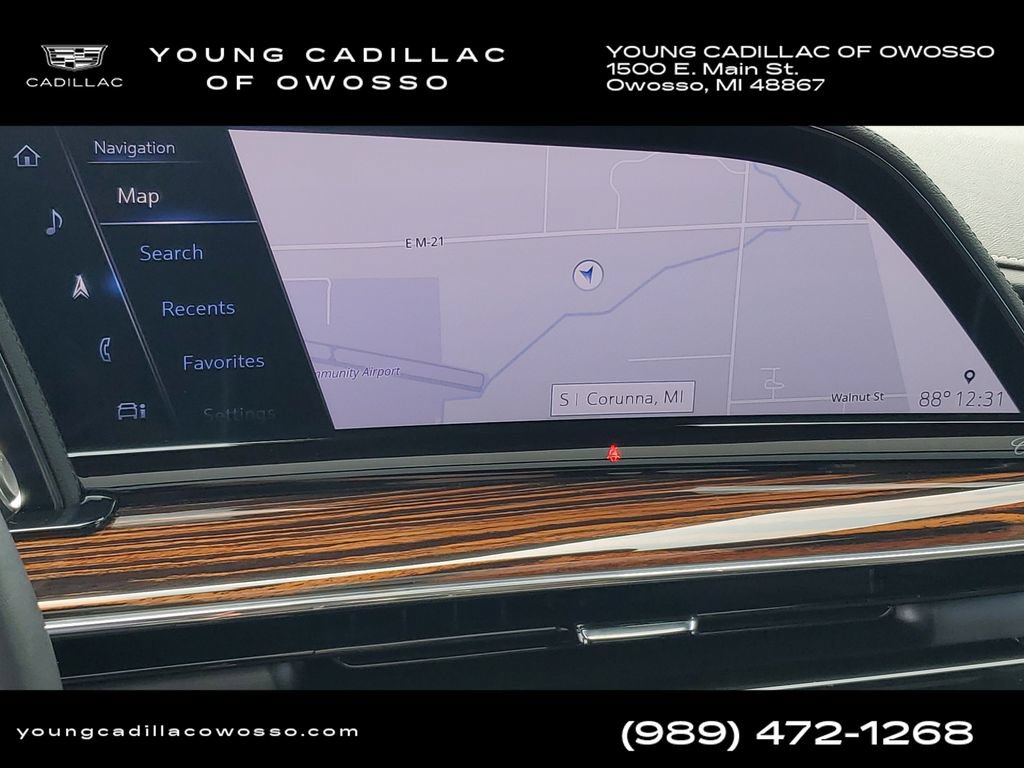 Used 2024 Cadillac Escalade Premium Luxury AWD/4WD image 19