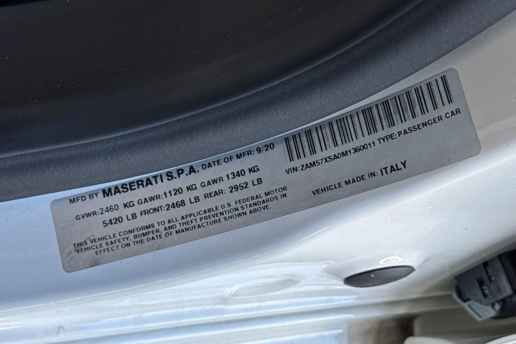 Used 2021 Maserati Ghibli image 27