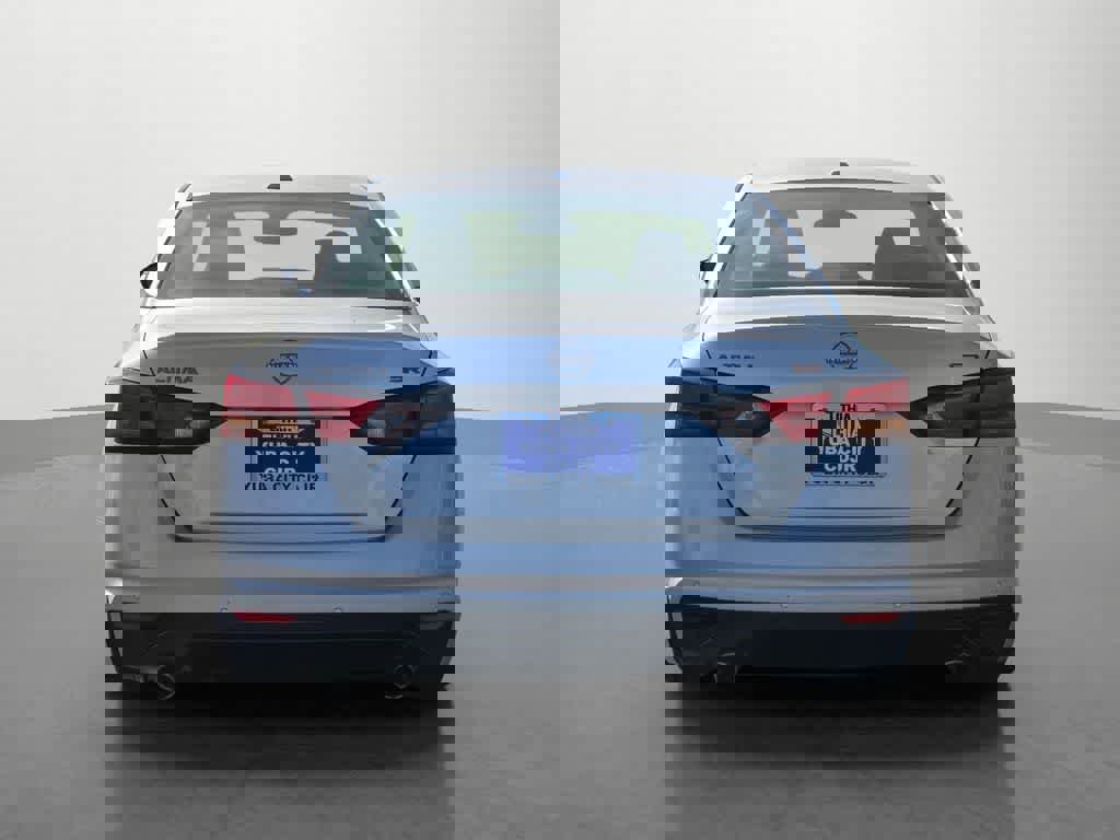 Used 2024 Nissan Altima 2.5 SR image 5