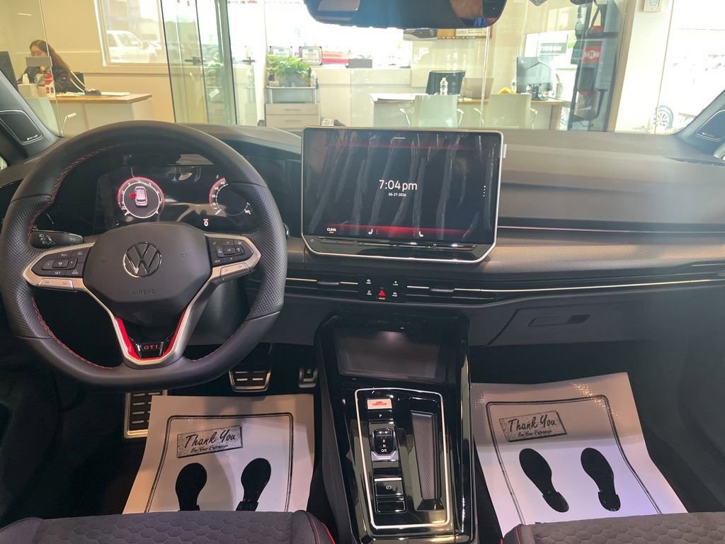 New 2026 Volkswagen GTI SE FWD image 10