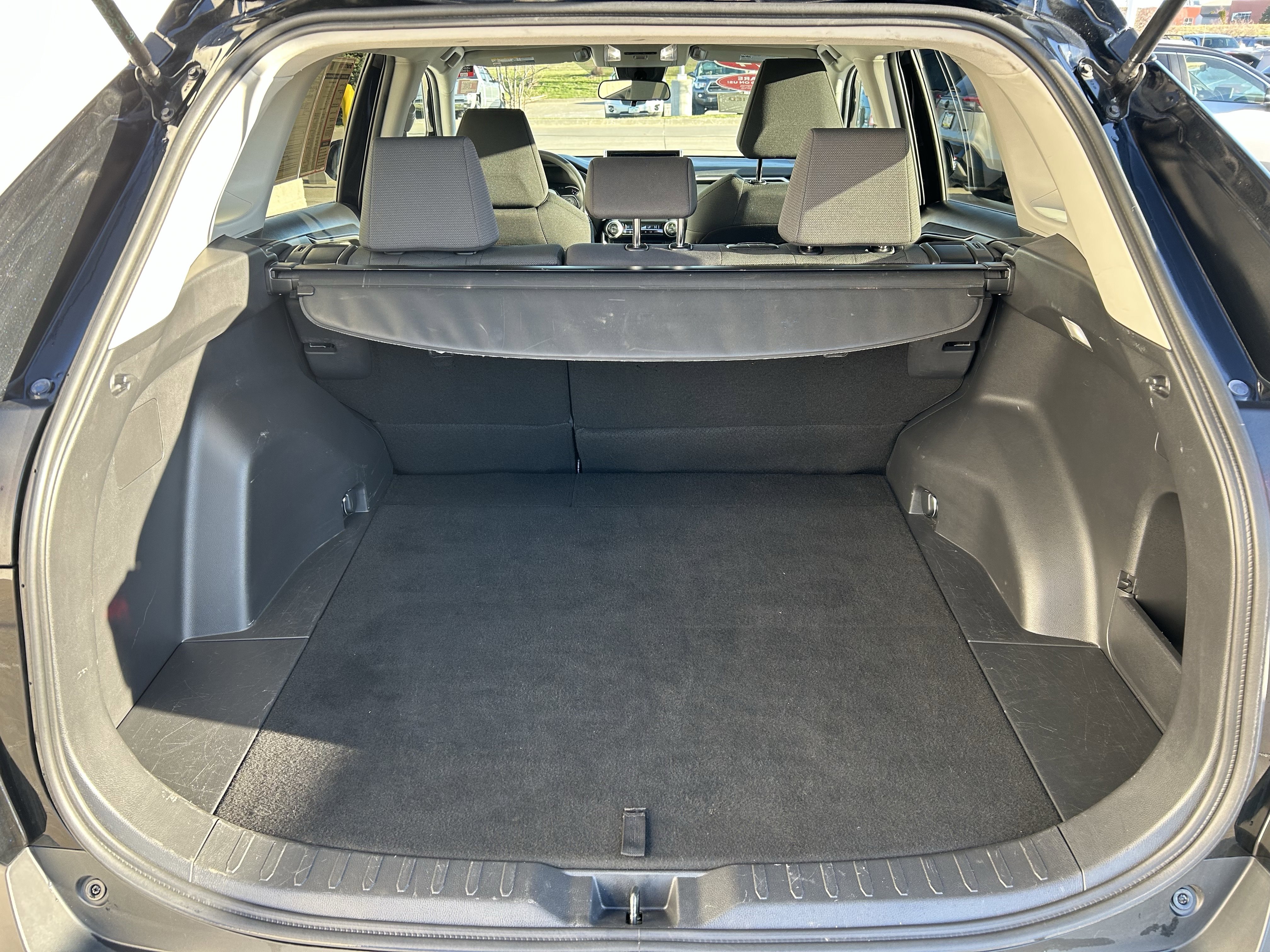 Certified 2024 Toyota RAV4 XLE FWD image 20