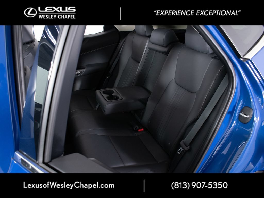 Used 2025 Lexus NX 250 FWD w/ Towing Package (2000 Lbs) image 24