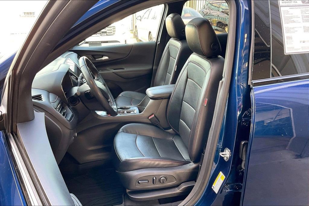 Used 2022 Chevrolet Equinox RS w/ RS Leather Package FWD image 25
