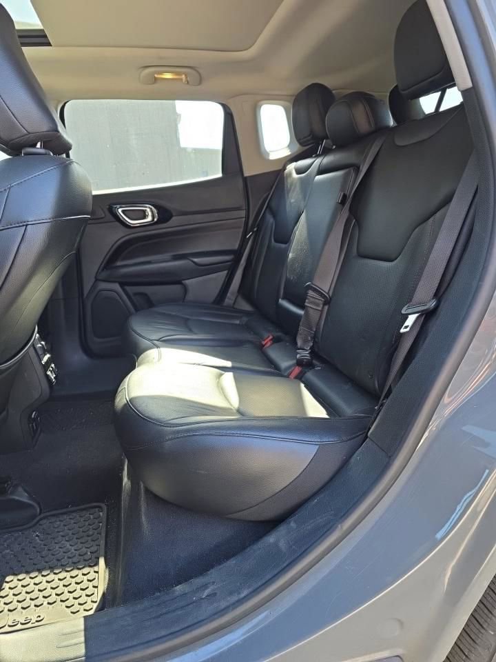 Used 2022 Jeep Compass Trailhawk w/ Trailhawk Elite Group AWD/4WD image 9