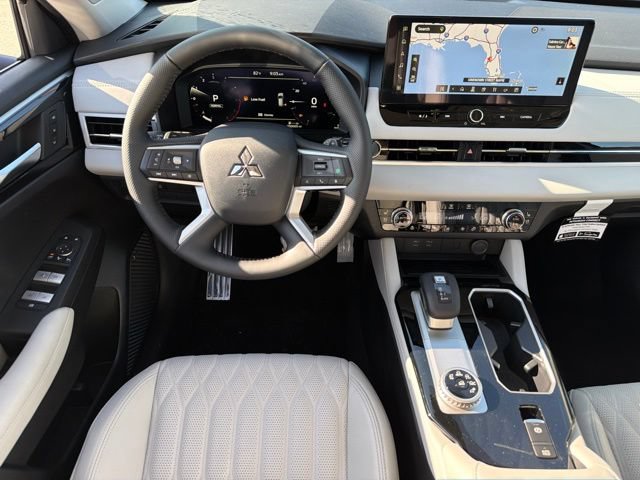 New 2026 Mitsubishi Outlander SEL FWD image 17