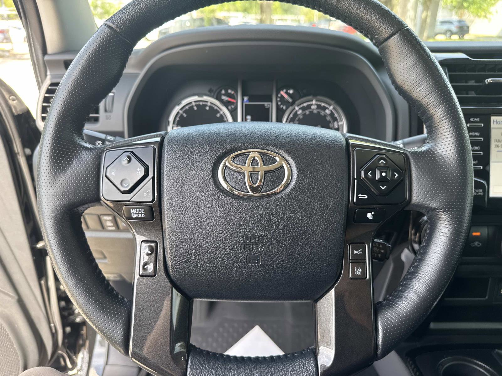 Used 2023 Toyota 4Runner TRD Off-Road Premium w/ Moonroof Package AWD/4WD image 30