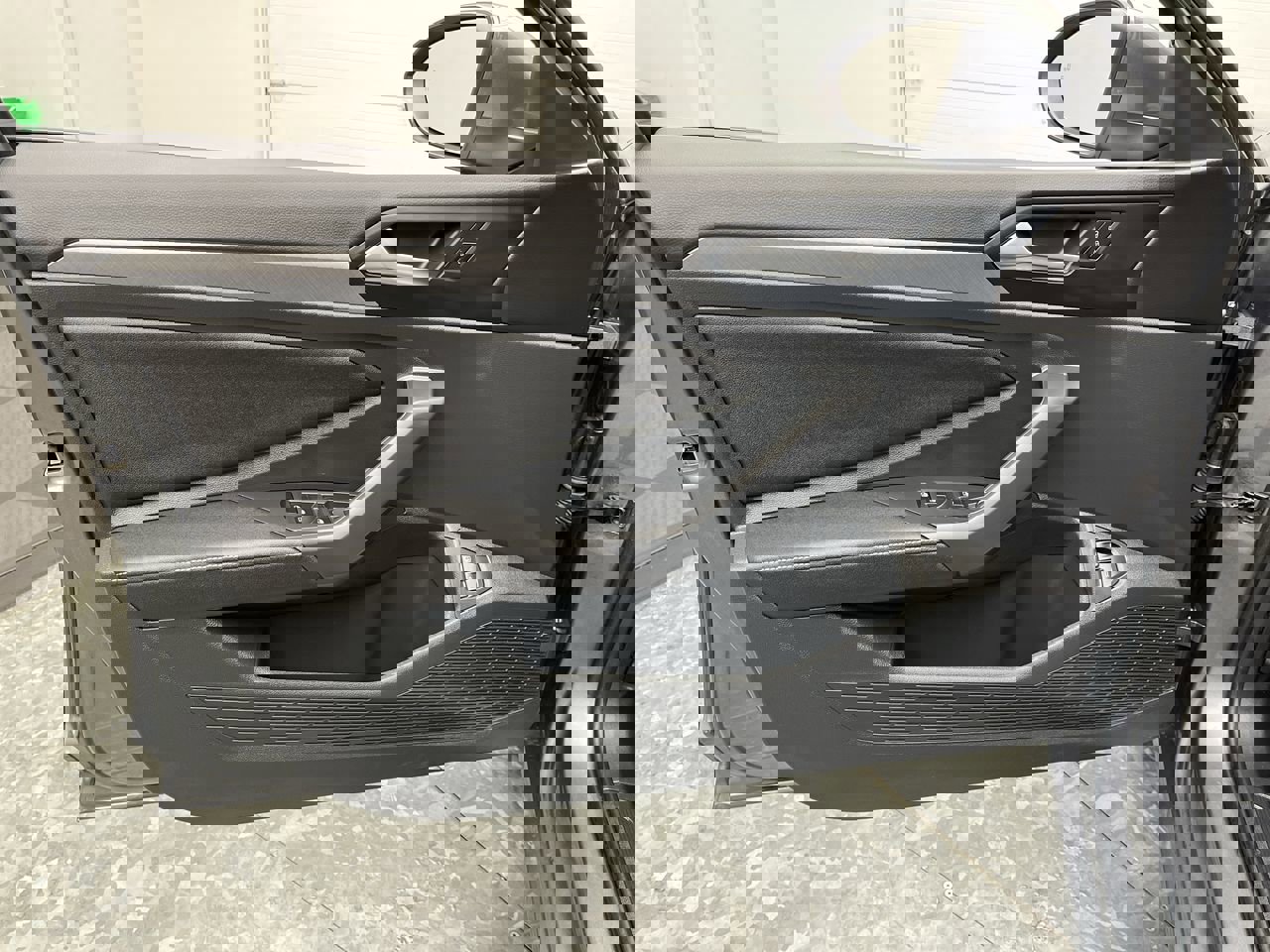 Used 2024 Volkswagen Jetta SE w/ Panoramic Sunroof Package image 8