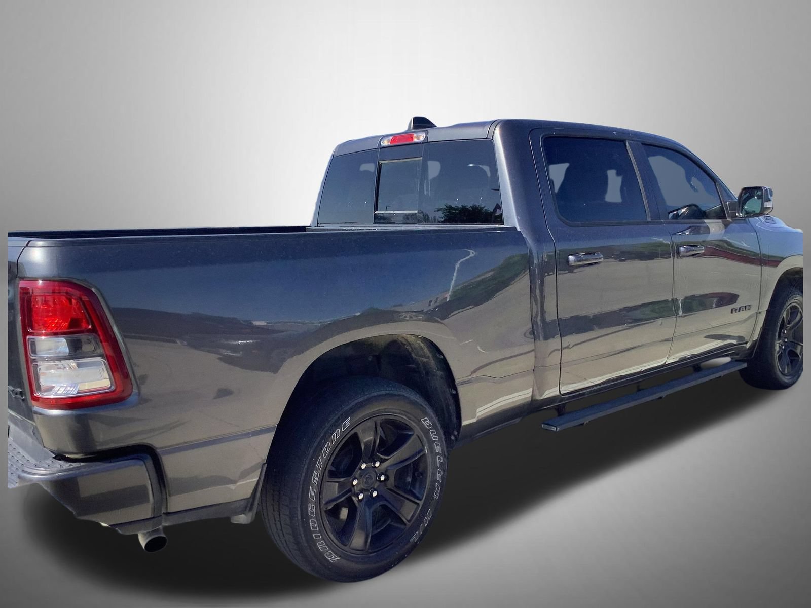 Used 2022 RAM 1500 Big Horn AWD/4WD image 3