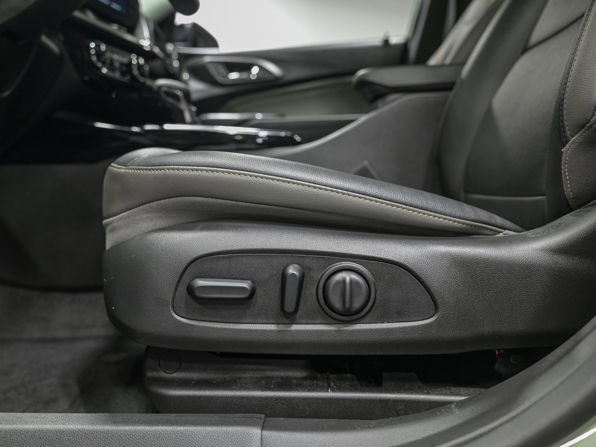 Used 2026 Chevrolet Trax ACTIV w/ Driver Confidence Package image 14