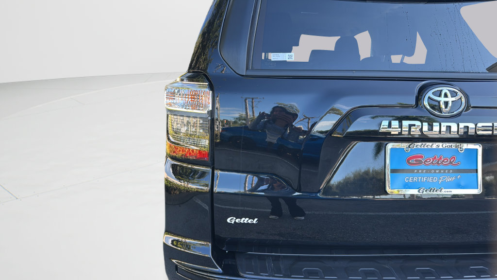 Used 2022 Toyota 4Runner TRD Sport AWD/4WD image 37