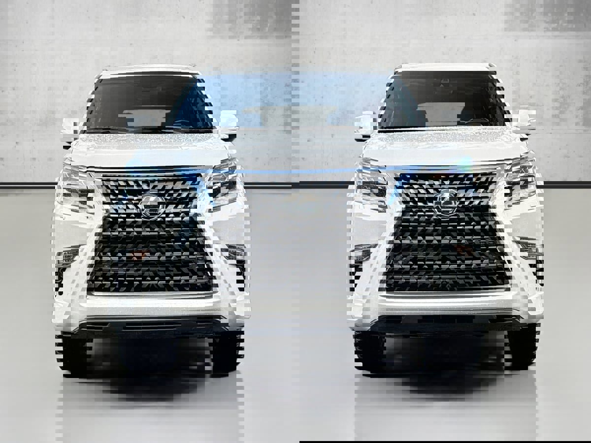 Used 2023 Lexus GX 460 Premium image 2