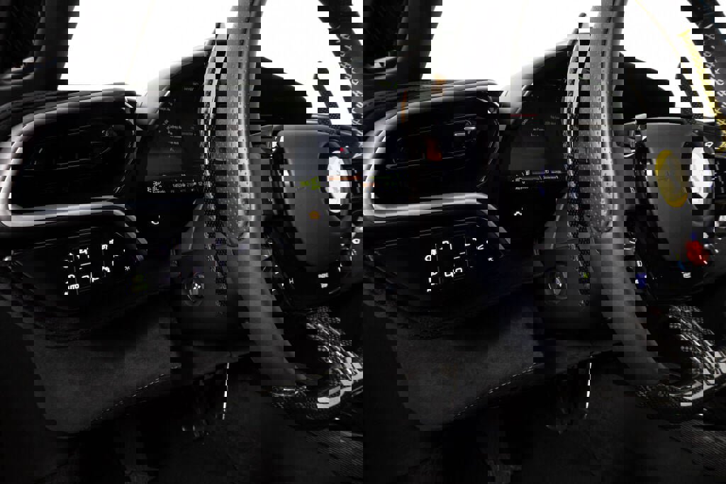 Certified 2023 Ferrari 296 GTB RWD image 33