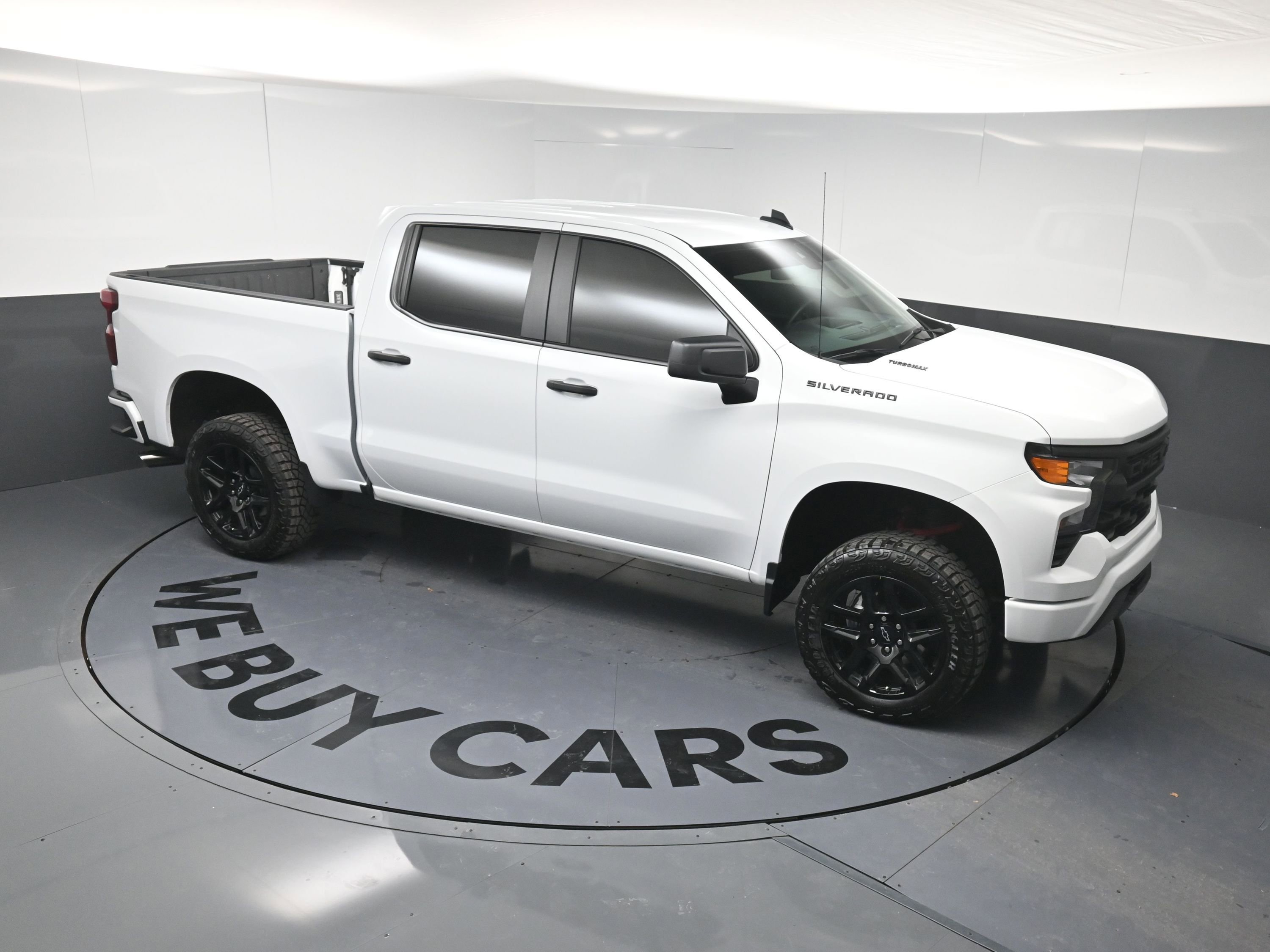 Certified 2025 Chevrolet Silverado 1500 Custom w/ Turbomax Blackout Package image 33