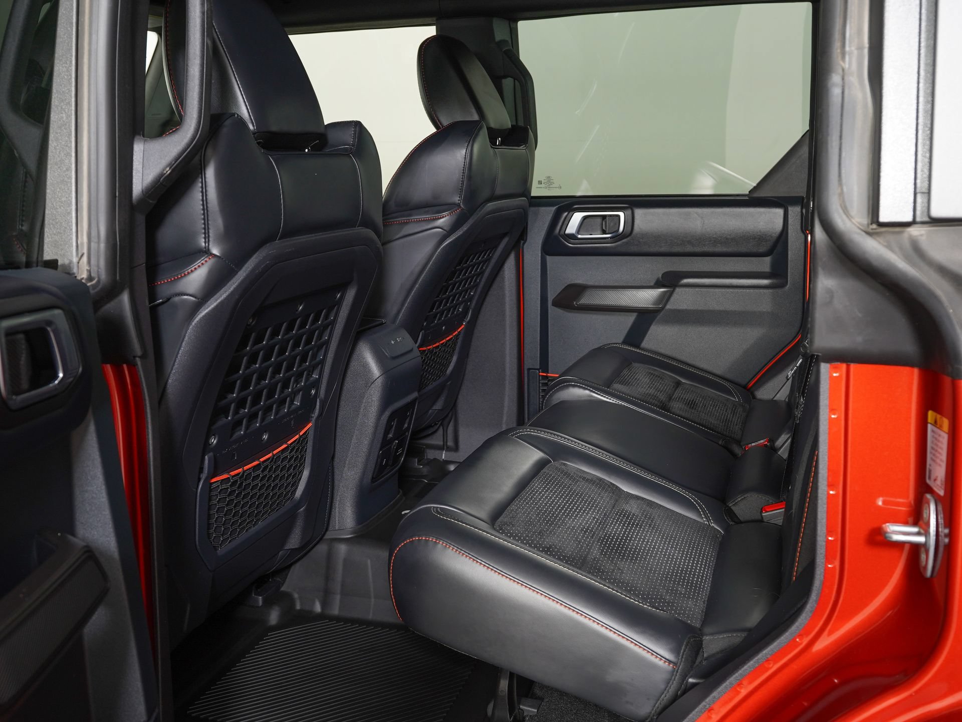 Used 2024 Ford Bronco Raptor w/ Interior Carbon Fiber Pack 6 AWD/4WD image 11