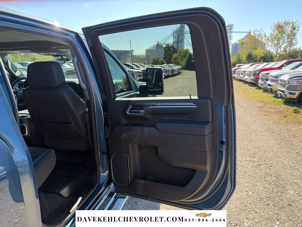 Used 2024 Chevrolet Silverado 3500 LTZ w/ LTZ Plus Package AWD/4WD image 26
