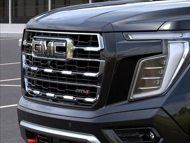 New 2026 GMC Yukon AT4 AWD/4WD image 13