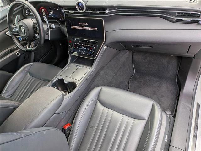 Used 2024 Maserati Grecale GT image 22