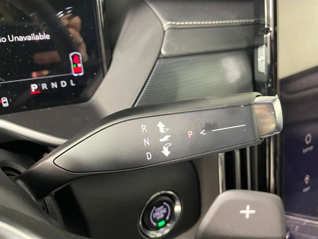 New 2026 GMC Acadia Elevation image 9