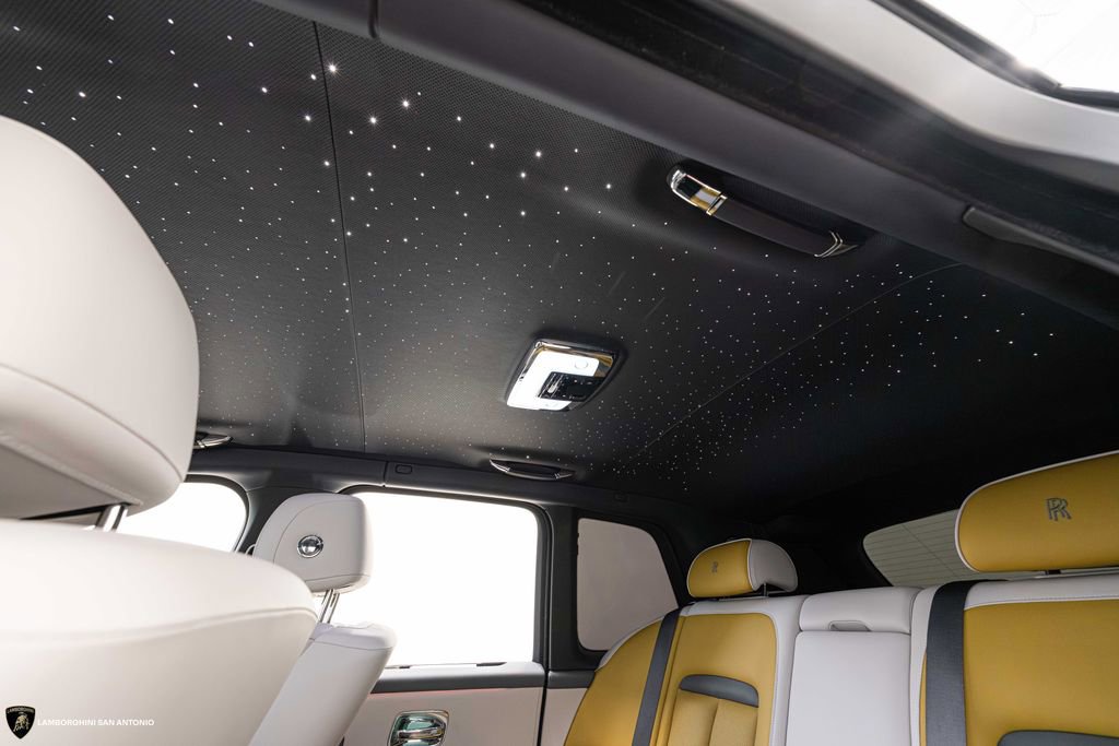 Used 2025 Rolls-Royce Cullinan w/ Dynamic Package image 24