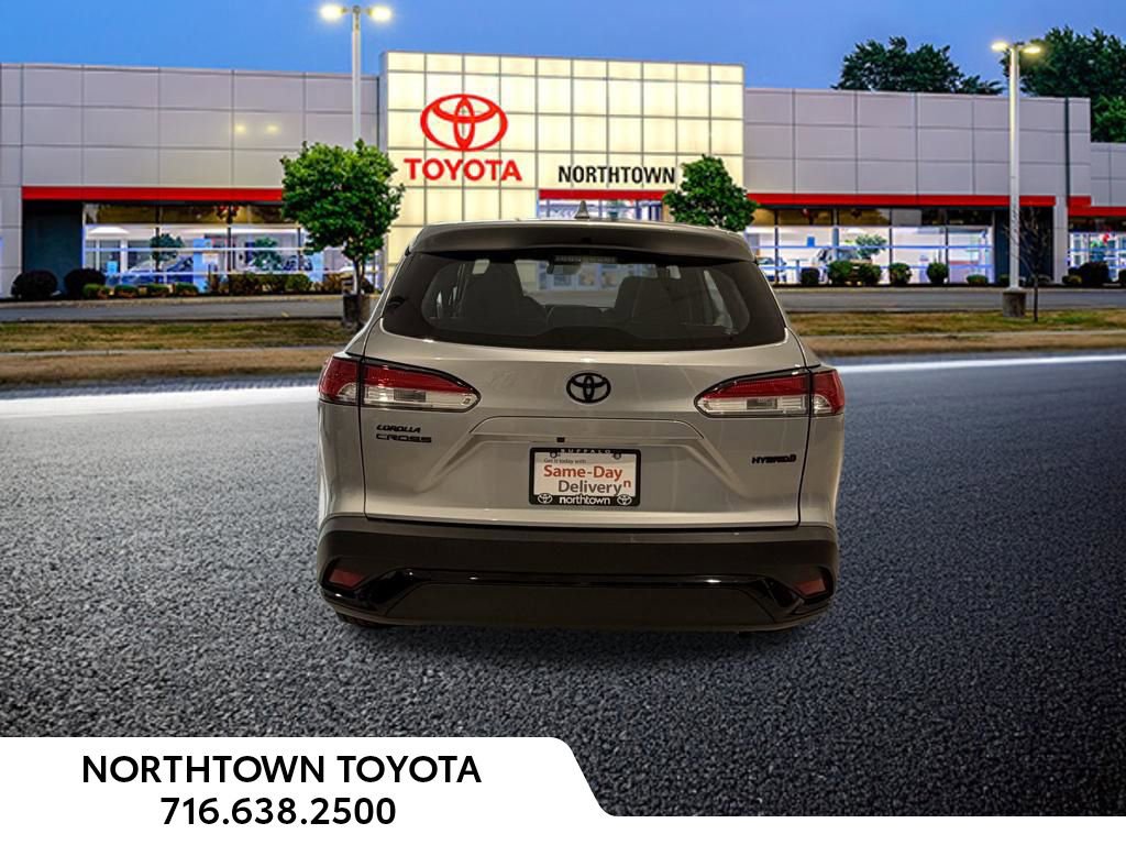Used 2024 Toyota Corolla Cross S AWD/4WD image 25