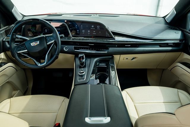 Used 2024 Cadillac Escalade Premium Luxury w/ Performance Package RWD image 9