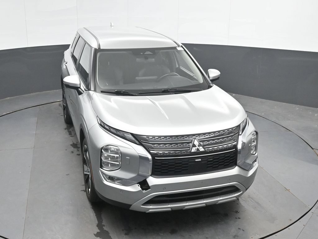 Used 2024 Mitsubishi Outlander SE AWD/4WD image 33