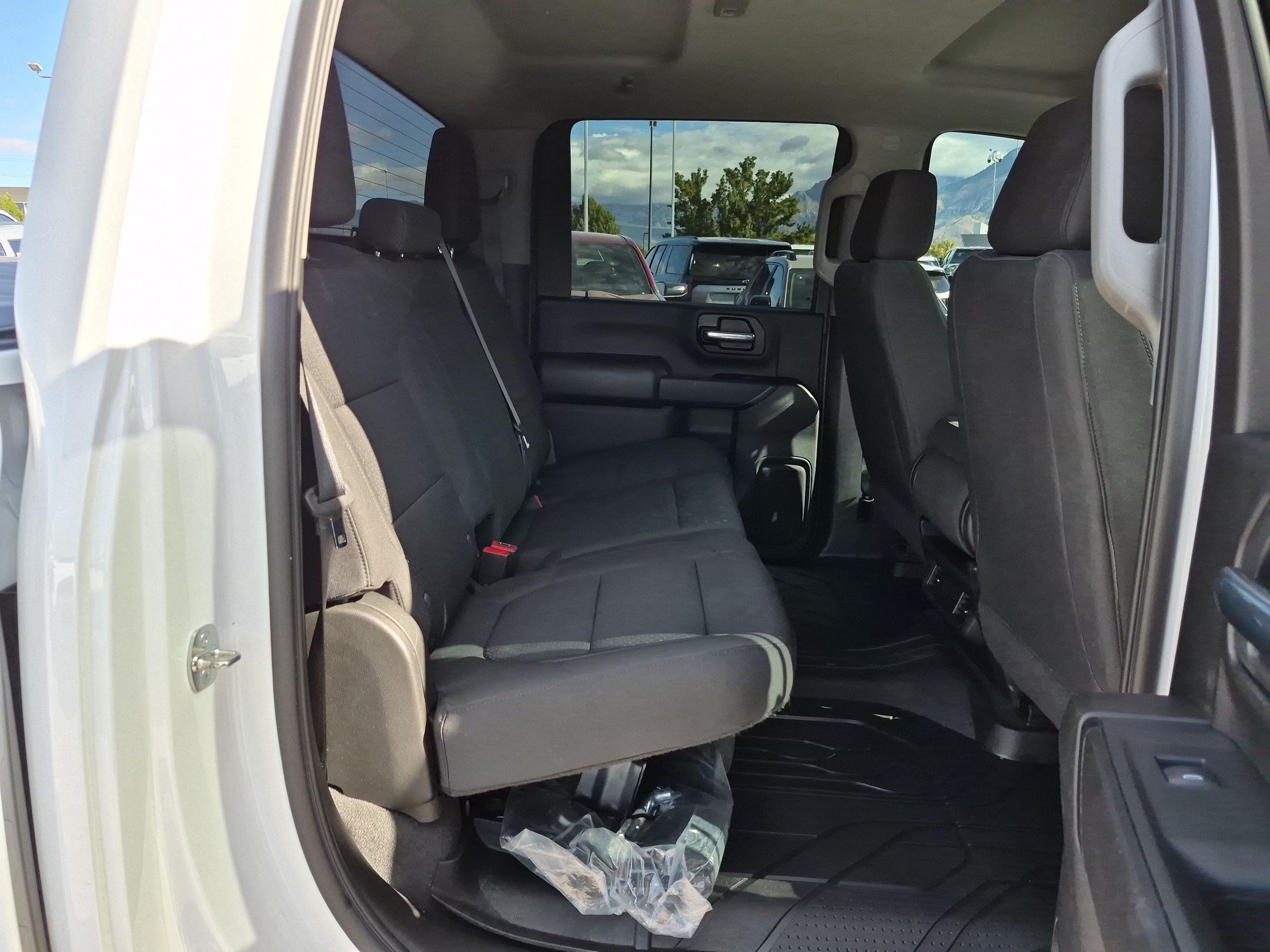 Used 2022 Chevrolet Silverado 2500 Custom w/ Gooseneck/5TH Wheel Package AWD/4WD image 28