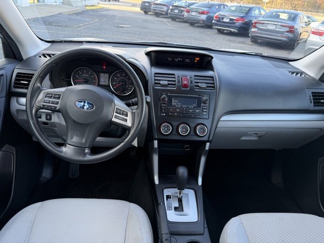 Used 2014 Subaru Forester 2.5i image 2