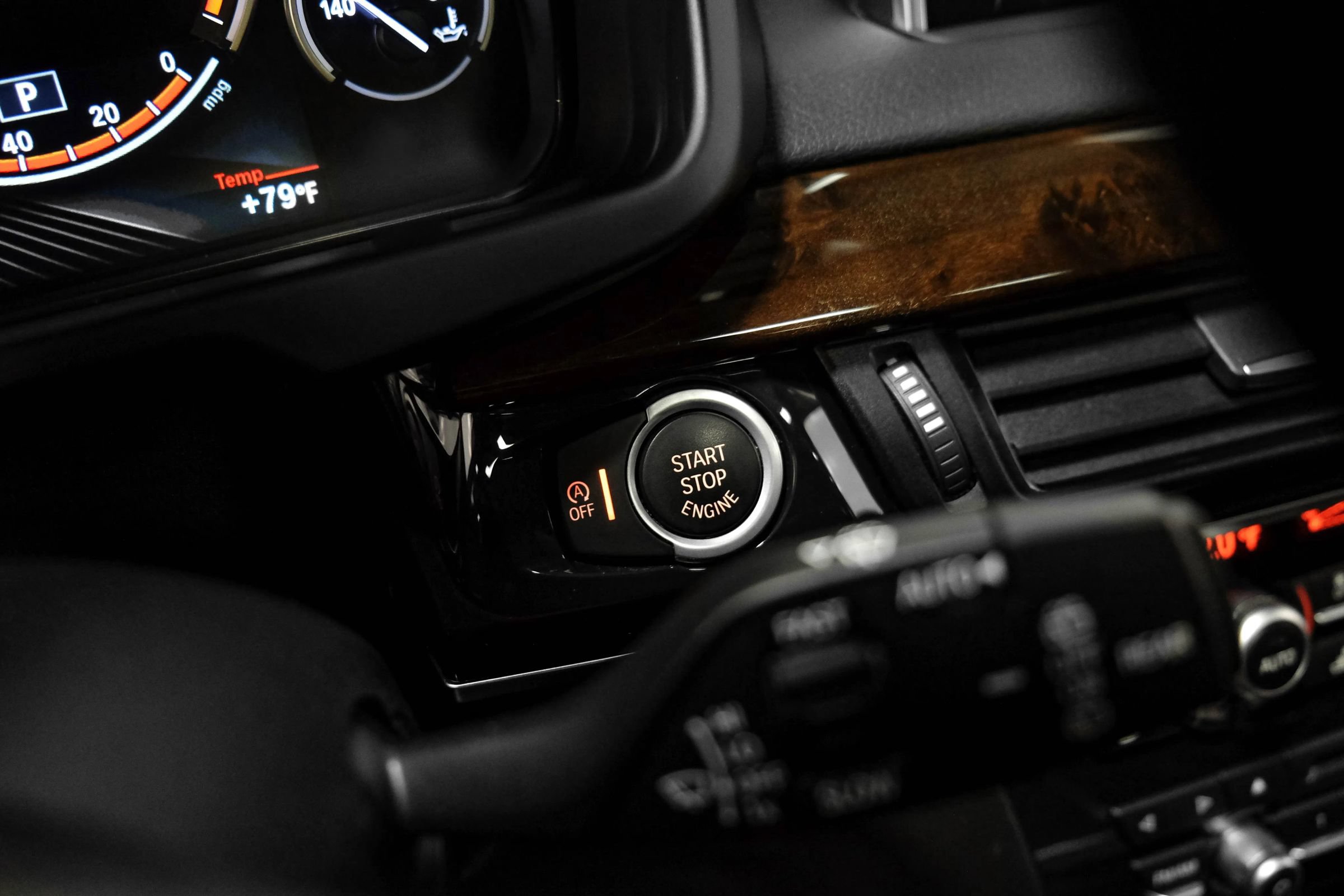 Used 2015 BMW X5 xDrive35i AWD/4WD image 14