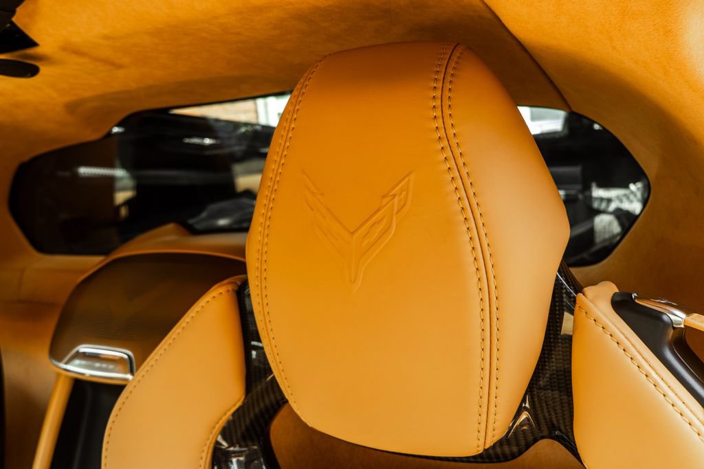 Used 2022 Chevrolet Corvette Stingray Premium Cpe w/ Z51 Performance Package RWD image 7