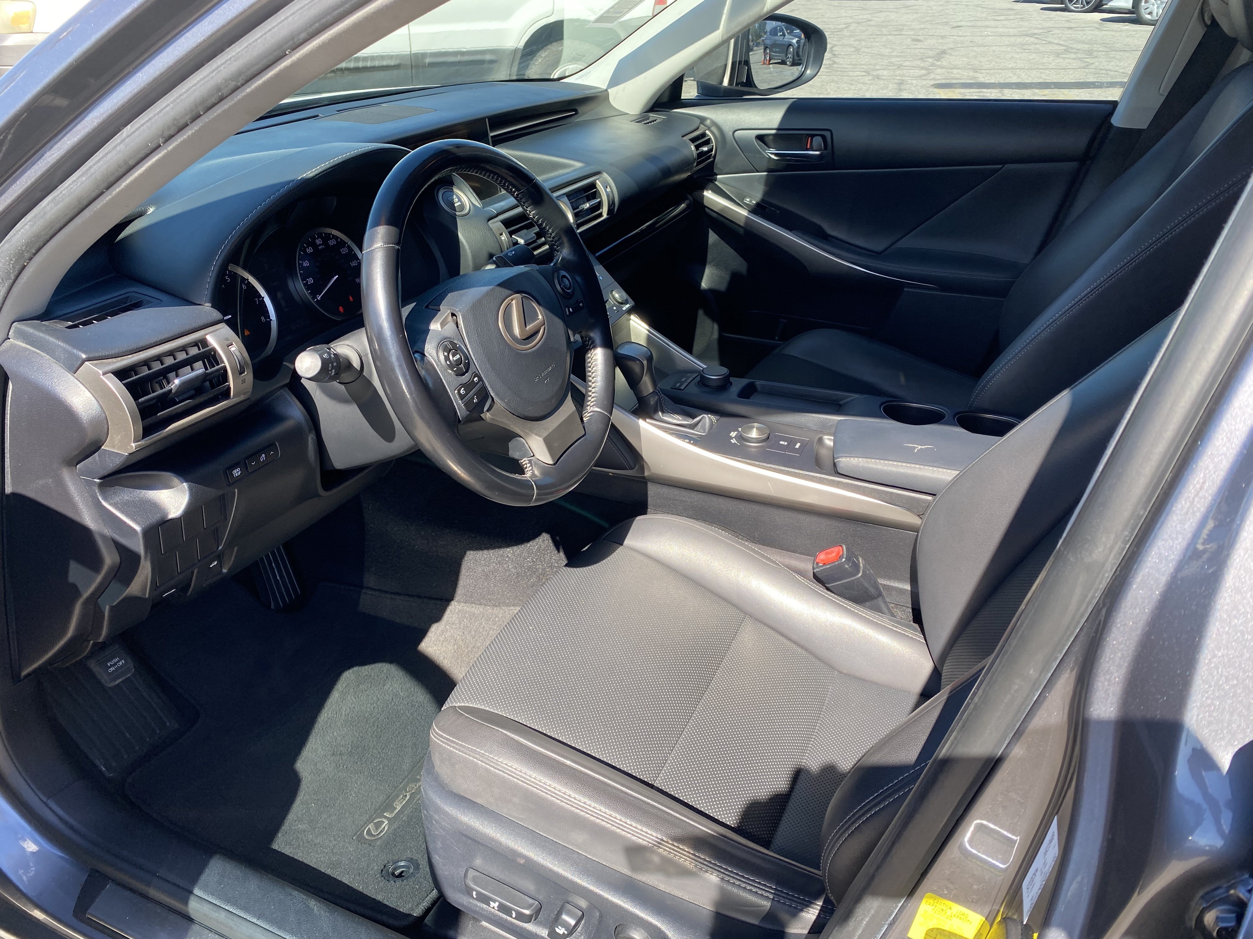 Used 2016 Lexus IS 200t RWD image 14