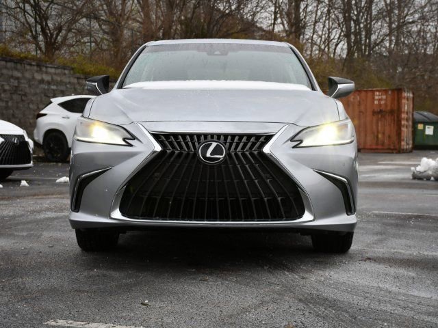 New 2025 Lexus ES 350 w/ Premium Package image 2