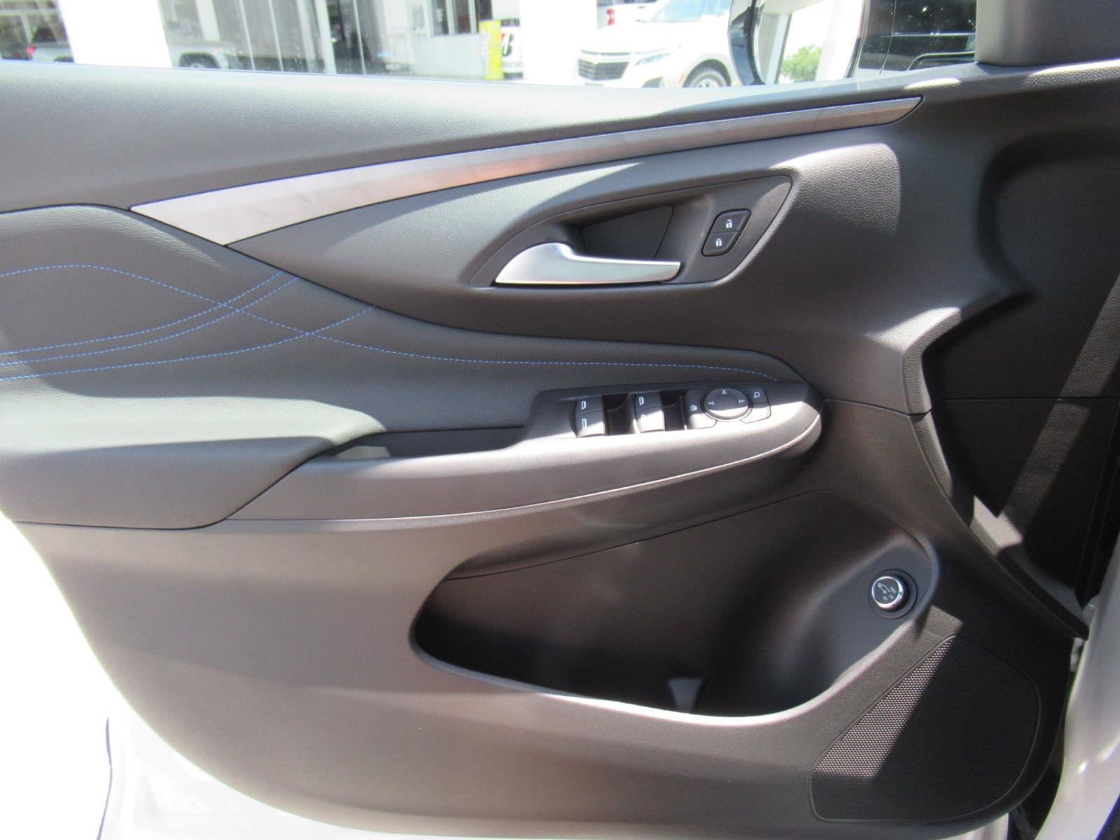 New 2026 Buick Envista Sport Touring w/ Convenience I Package FWD image 19