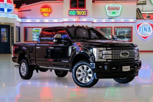 Used 2019 Ford F250 Platinum w/ Platinum Ultimate Package AWD/4WD image 1