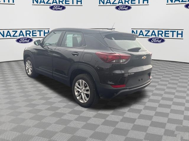 Used 2021 Chevrolet TrailBlazer LS w/ LPO, Blackout Package AWD/4WD image 5