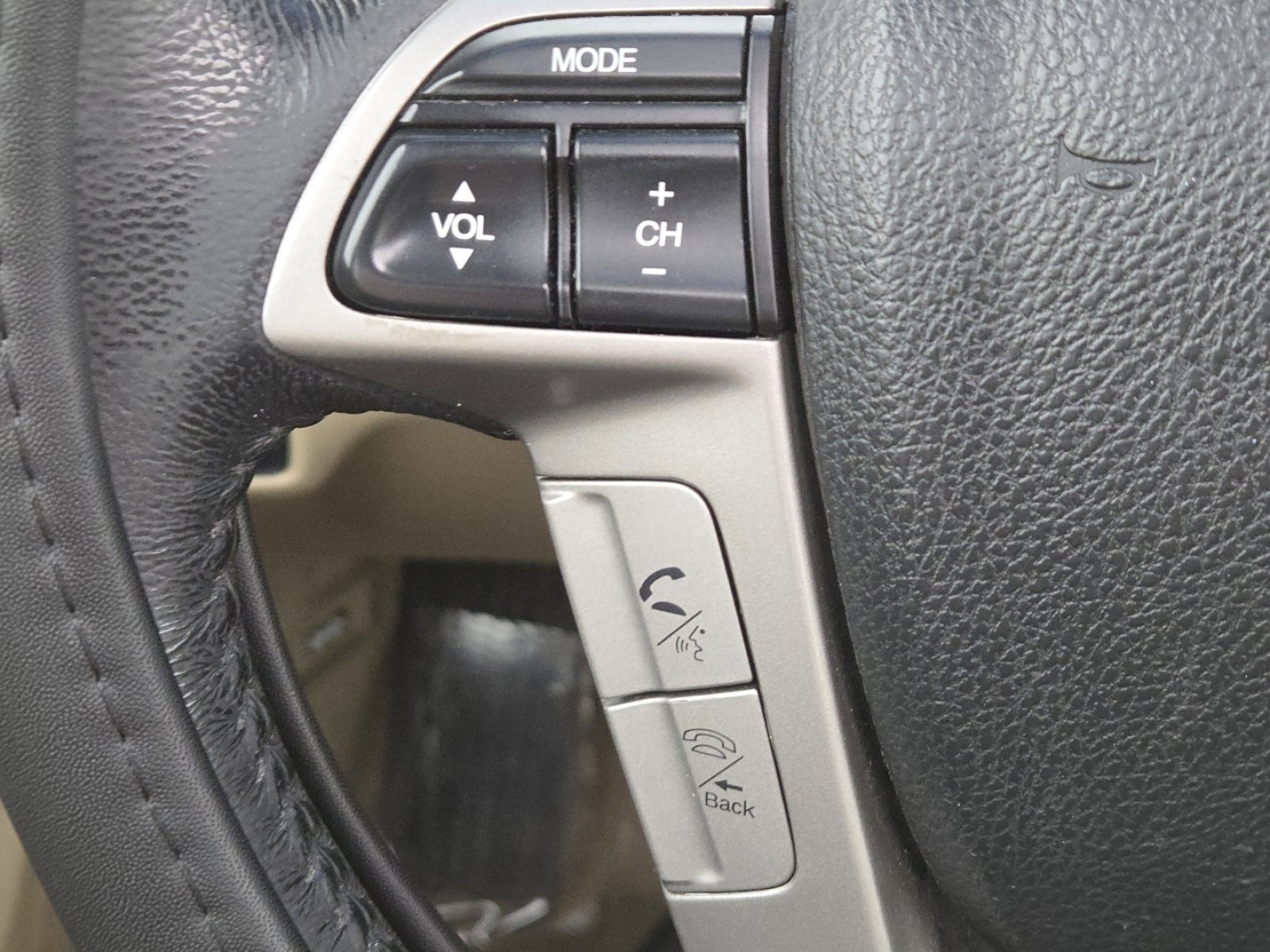 Used 2010 Honda Accord EX-L image 27