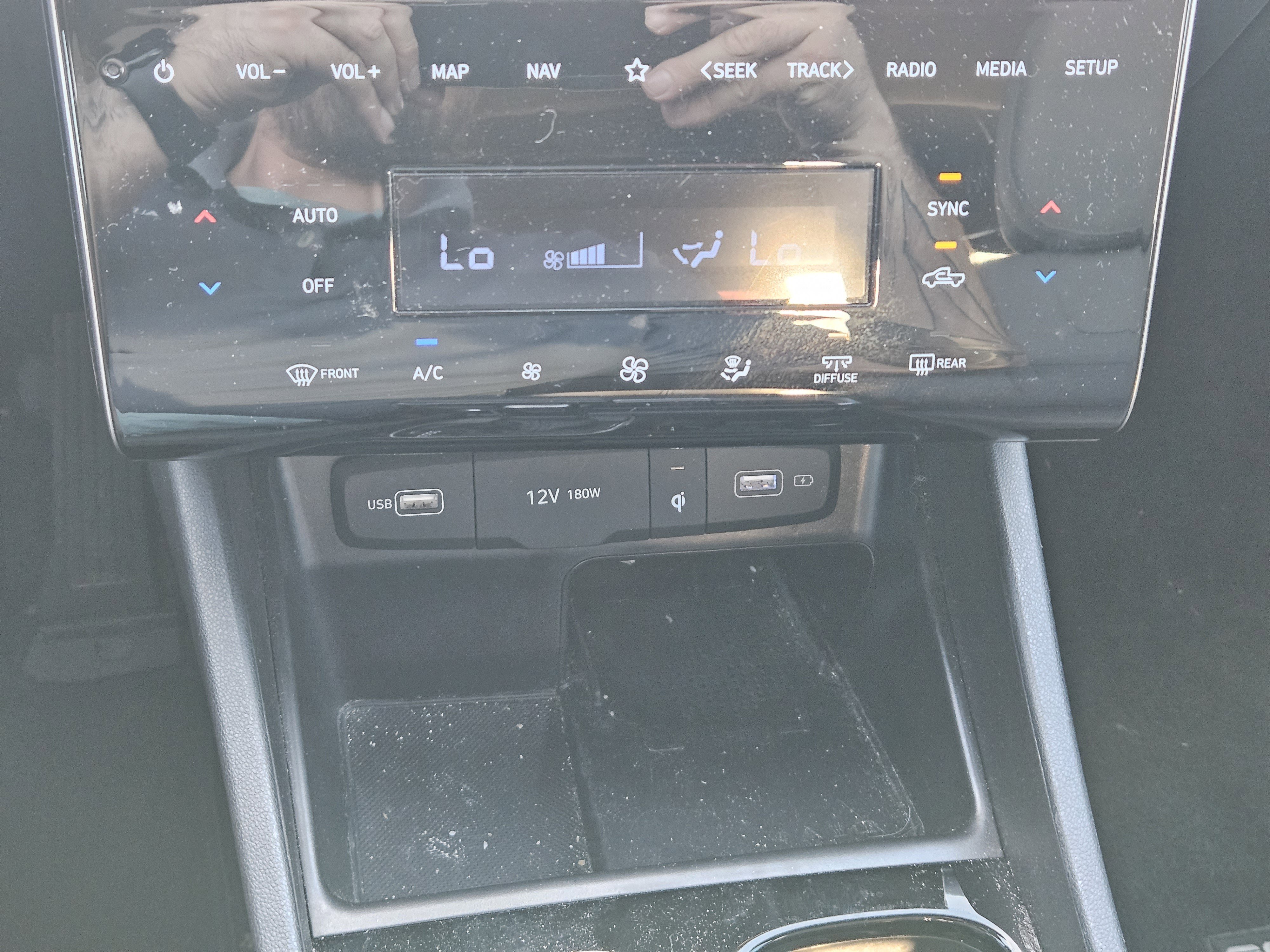 Used 2023 Hyundai Santa Cruz SEL Premium w/ Cargo Package image 19