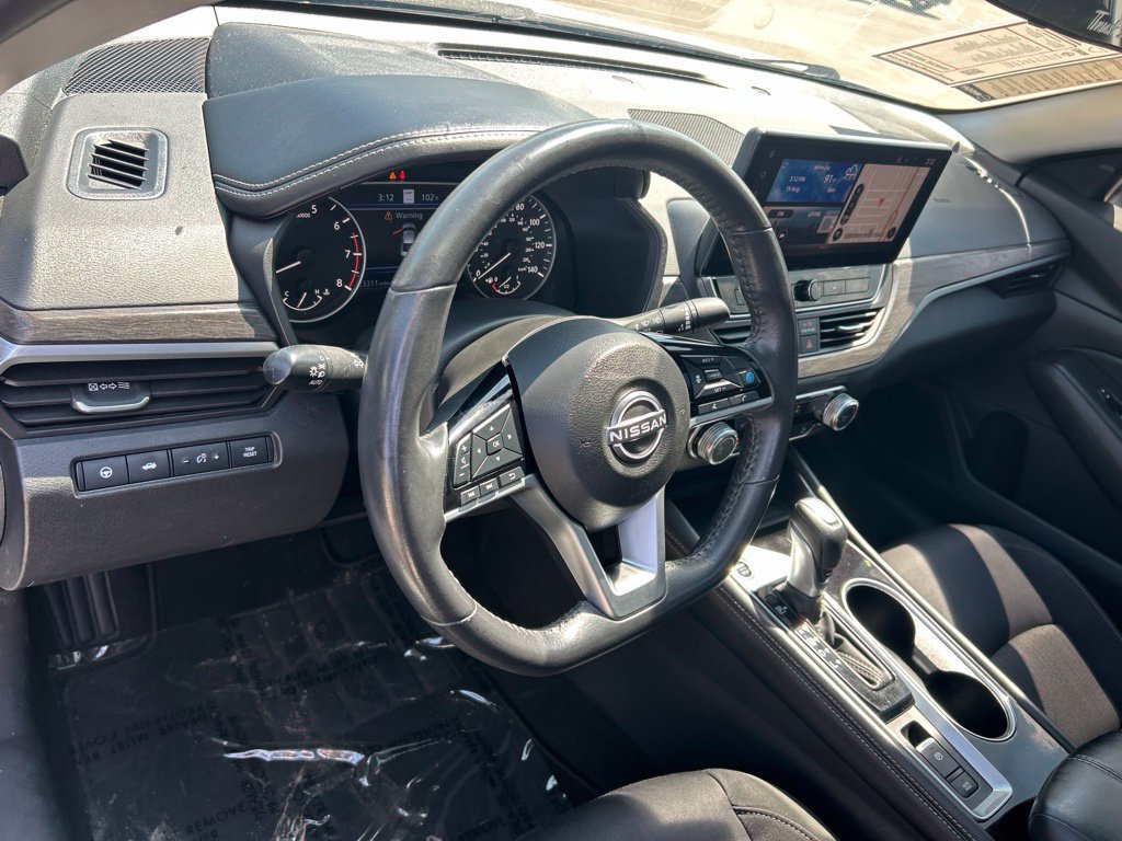 Certified 2024 Nissan Altima 2.5 SV w/ SV Premium Package FWD image 24