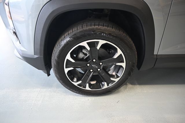 New 2027 Chevrolet Equinox LT w/ Convenience Package II FWD image 29