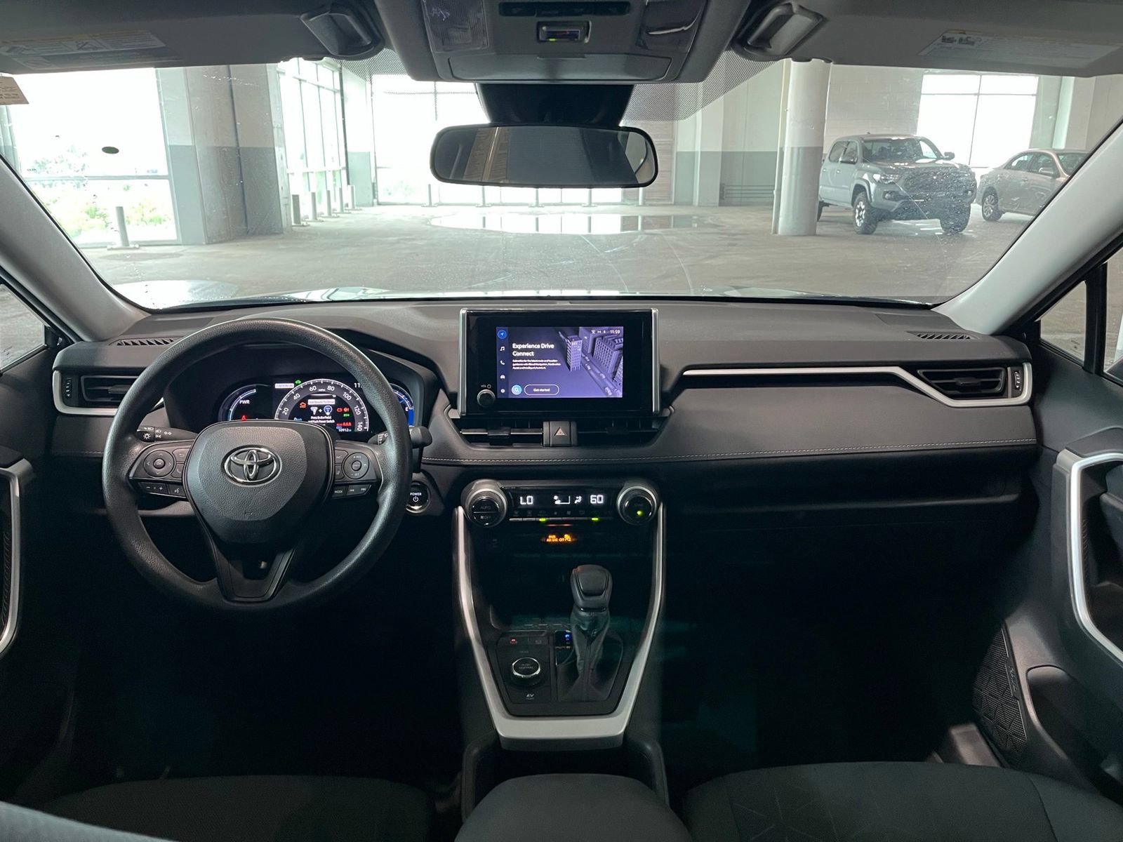 Used 2023 Toyota RAV4 XLE AWD/4WD image 36