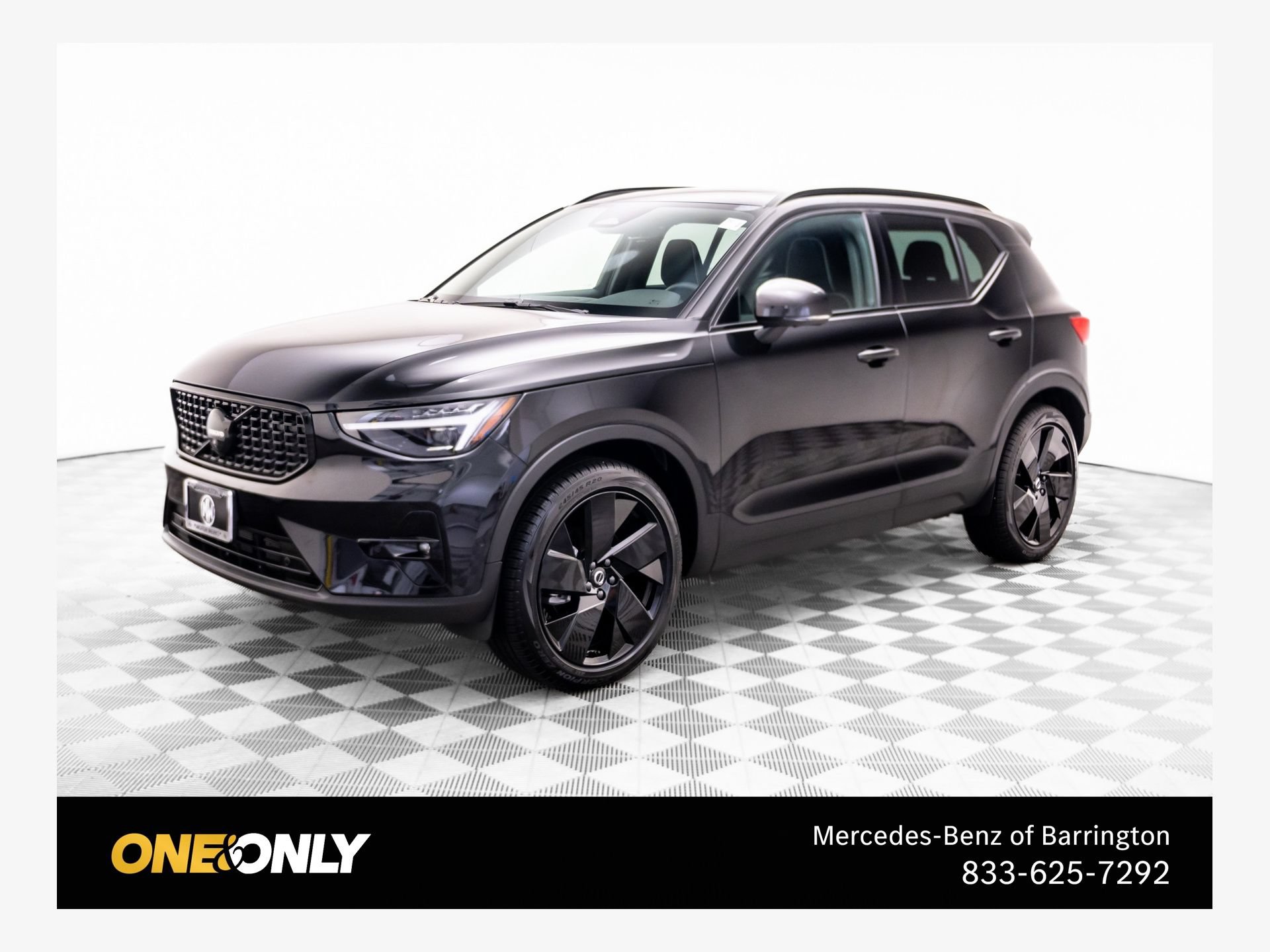 Used 2026 Volvo XC40 B5 Ultra w/ Climate Package