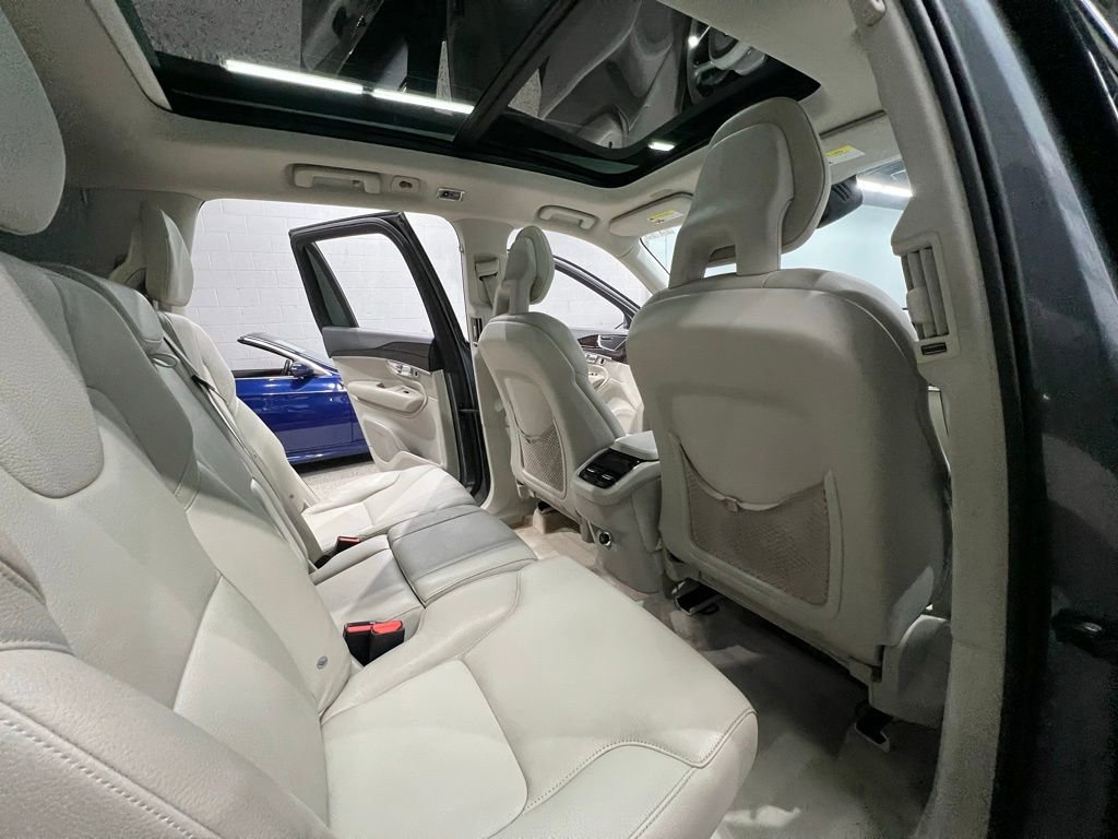 Used 2016 Volvo XC90 T6 Momentum image 23